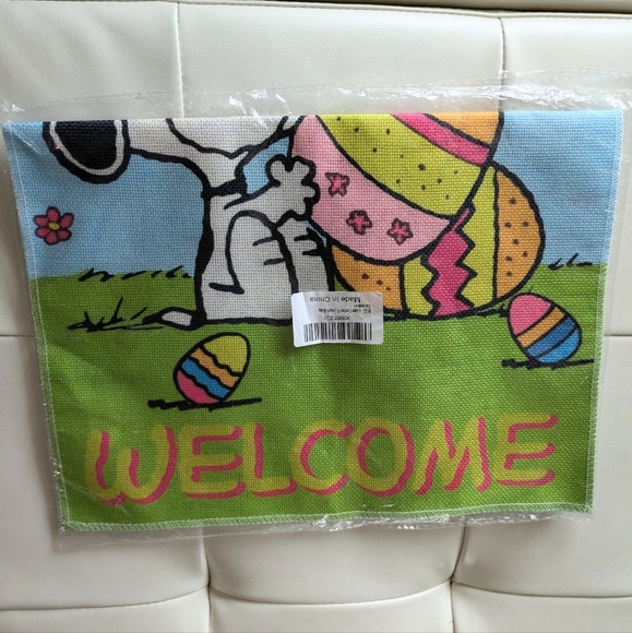 New, The Peanuts/ Snoopy and Woodstock Easter 🐇 Sign Outdoor Flag - Picture 3 of 5